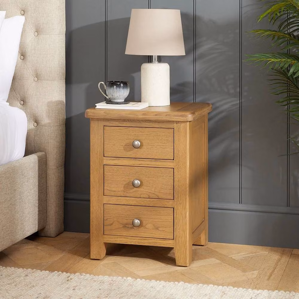 FORGEVIO Cotswold Rustic Smoked Oak 3 Drawer Bedroom Chest in Natural Brown – 3