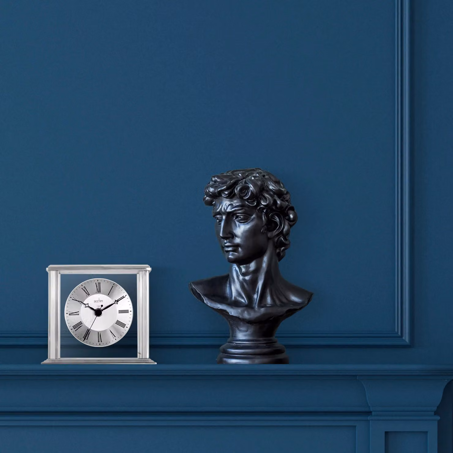 Acctim Hamilton Quartz Mantel Clock in Silver with Brushed Metal and Glass Floating Effect – 2