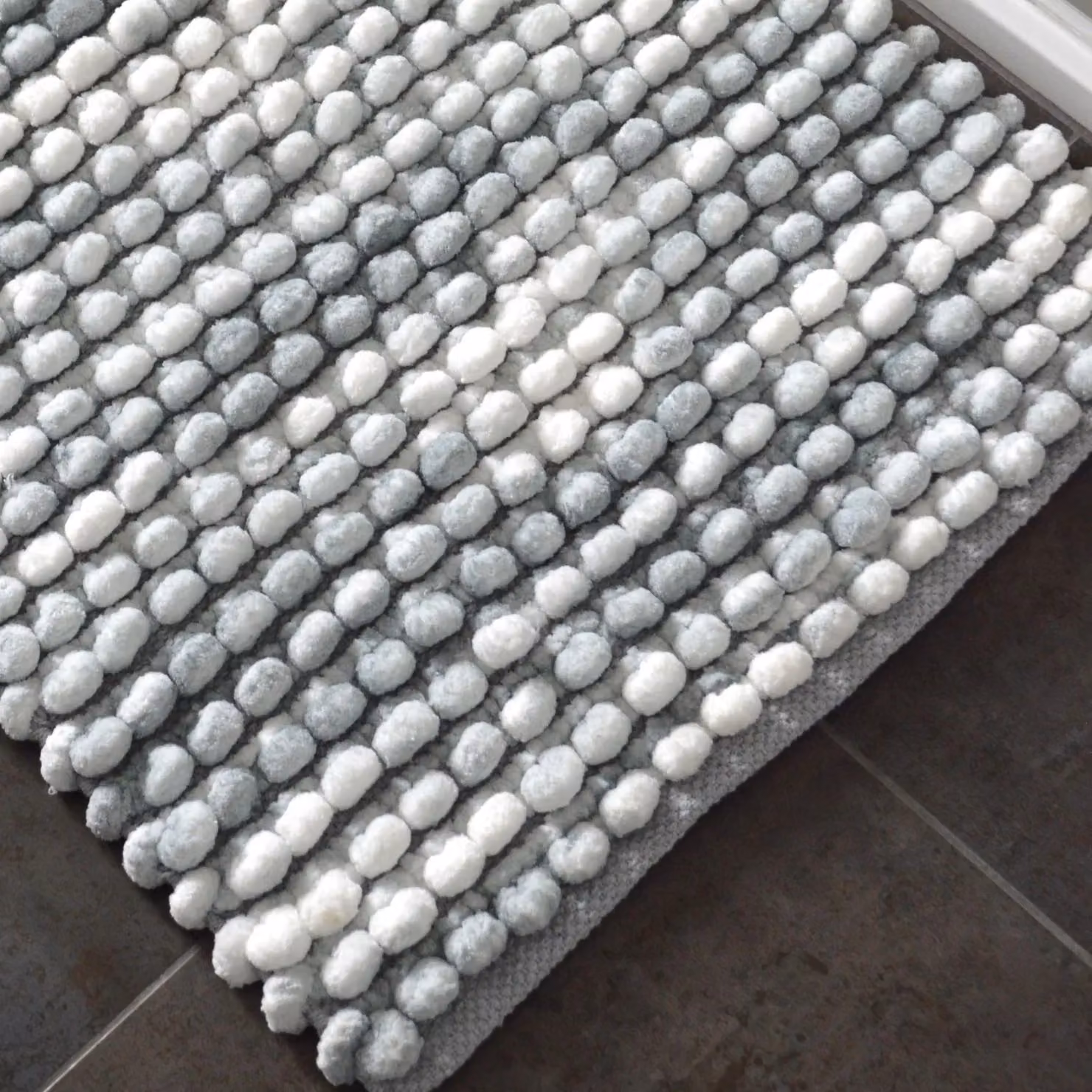 Allure Bath Fashions Marl Chunky Bobble Non-Slip U-Shape Pedestal Toilet Mat in Grey, 50 x 50 cm – 2