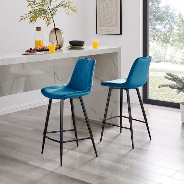 FurnitureboxUK Pesaro Set of 2 Blue Velvet Upholstered Kitchen Breakfast Bar Chairs with Black Metal Legs