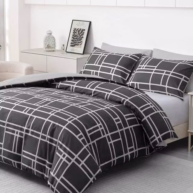 Lazzaro Home Reversible Brushed Microfibre Duvet Cover and Pillowcase Set in Charcoal Grey, W: 140 cm, H: 200 cm – 1