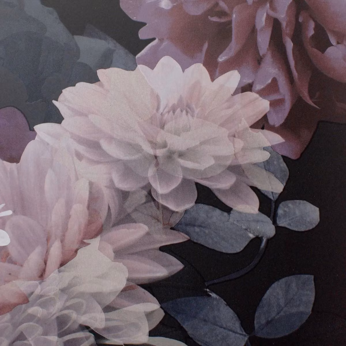Muriva Lipsy Issey Floral Botanical Wallpaper in Mauve Purple – 3