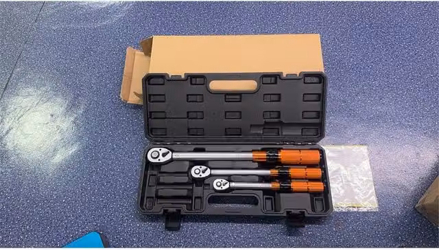 SPETLEK 3-Piece Calibrated Torque Wrench Set with 1/4, 3/8 and 1/2 Inch Drives in Orange