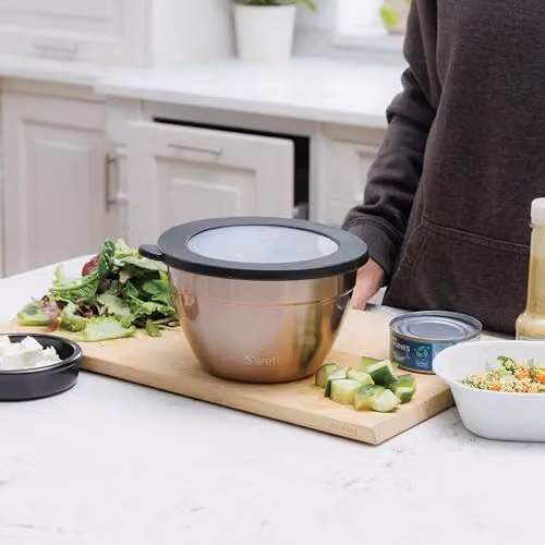 S'well Pyrite Salad Bowl Kit in Gold, 1.9L – 5
