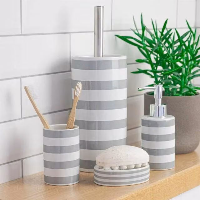FLAVORA Ceramic Freestanding Soap Dish in Grey Stripe