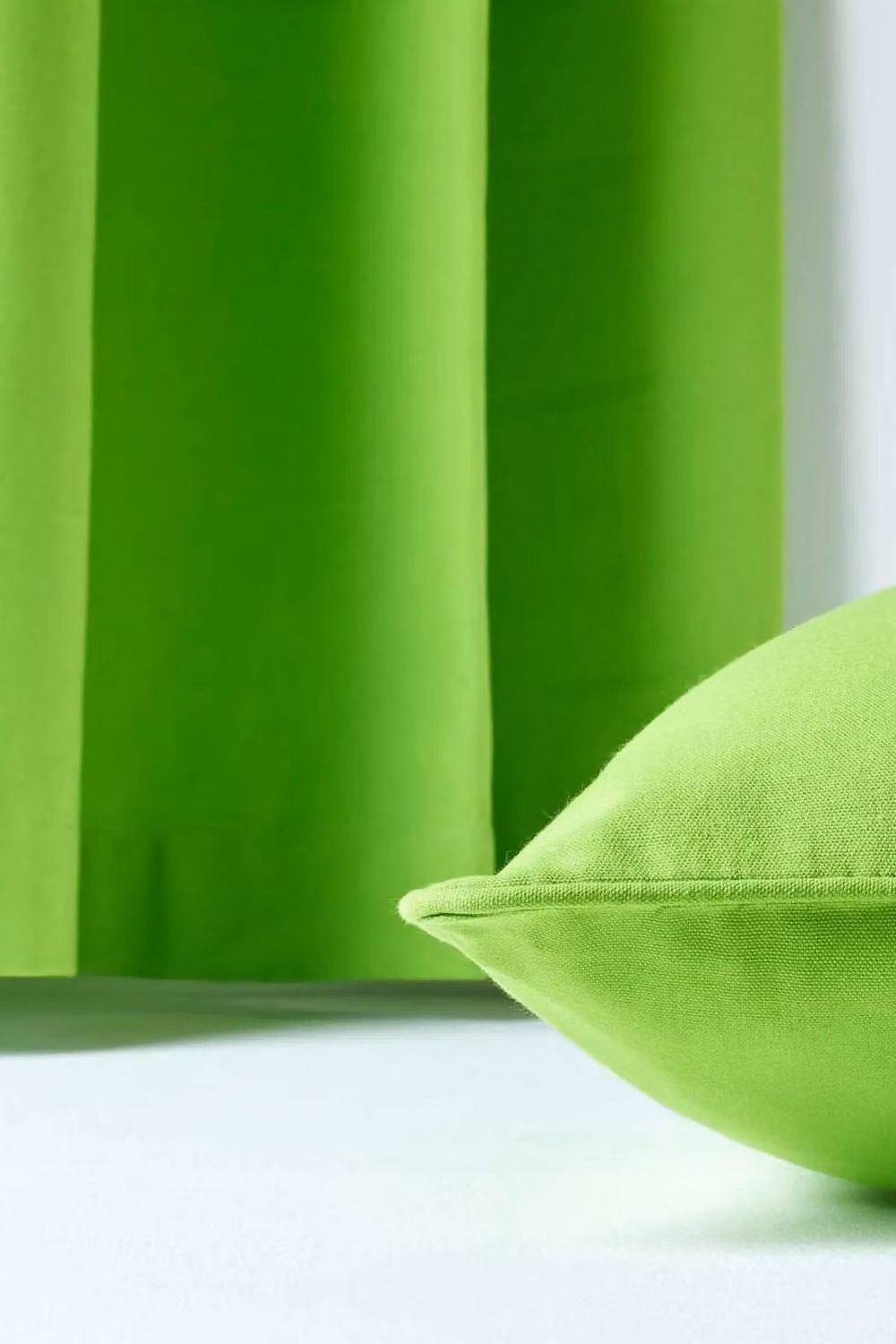 Homescapes Plain Green Cotton Square Cushion Cover, W/D/H: 45 x 45 x 45 cm – 3
