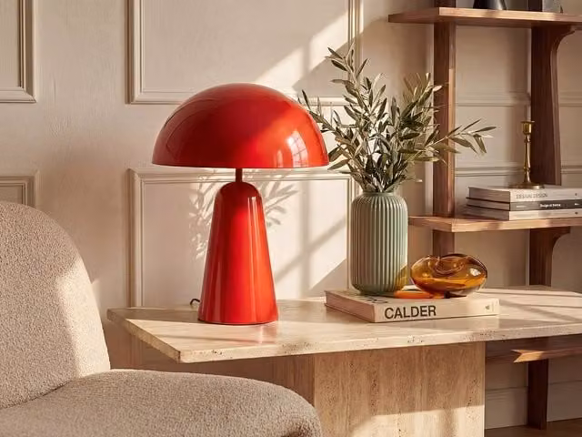 Vente-unique Larkin Mushroom Table Lamp in Glossy Red Metal, D39 x H52 cm