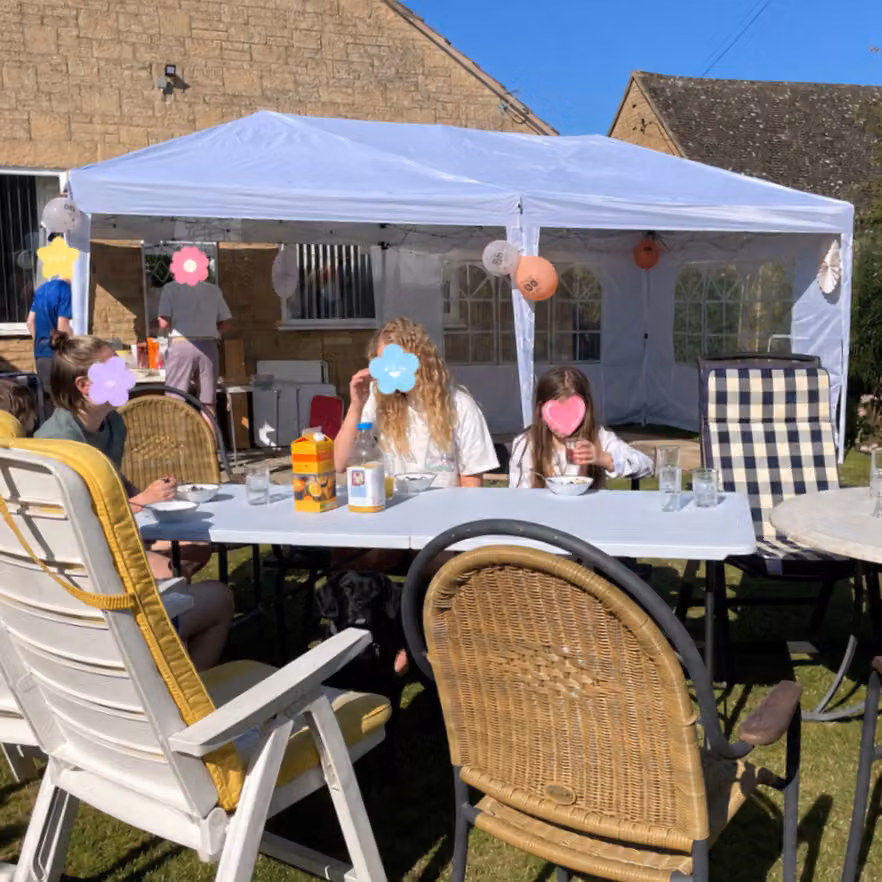 Outsunny White Pop Up Gazebo with Sides and Windows, W: 600 cm, D: 300 cm, H: 270 cm – 5