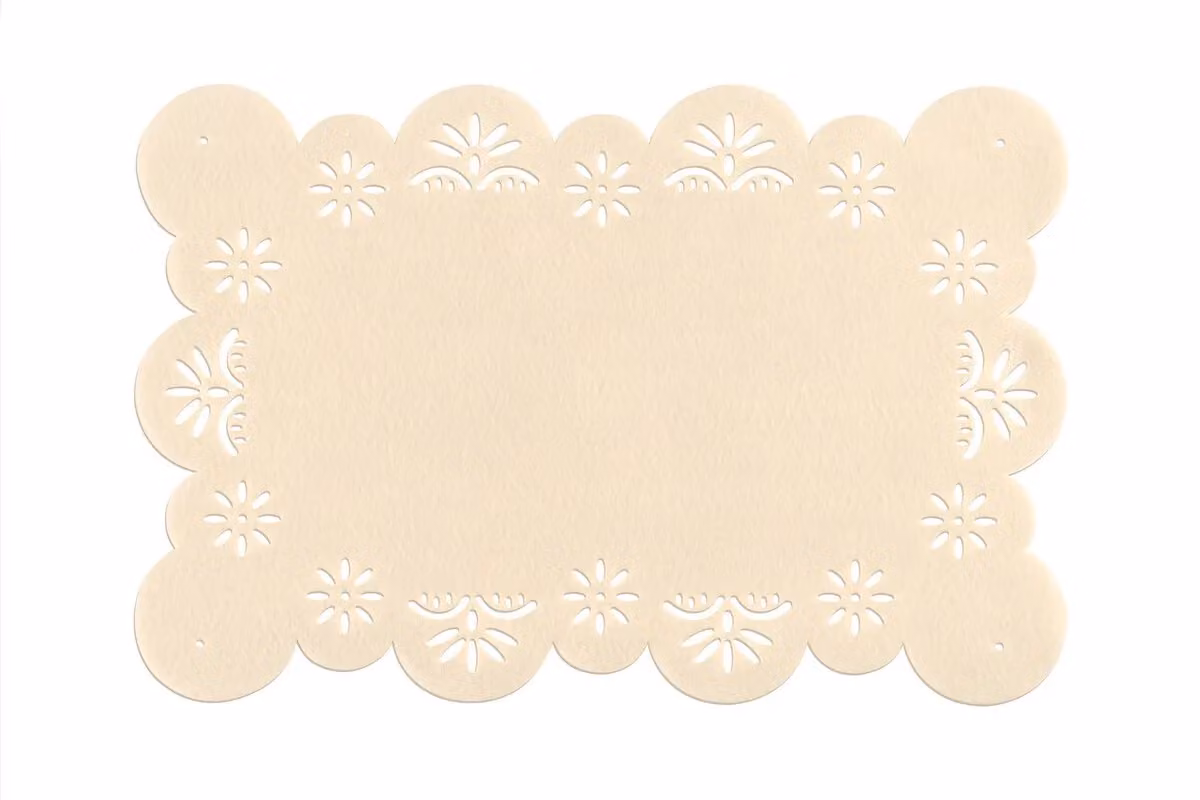 Orsina Set of Two White Floral Felt Placemats, Heat-Resistant Rectangular Table Mats – 2