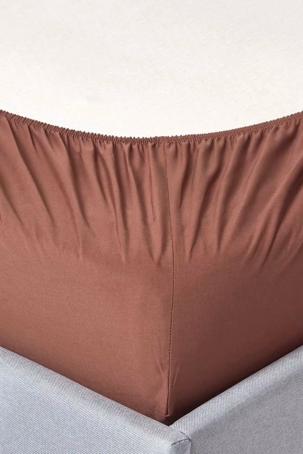 Homescapes Chocolate Brown Extra Deep Single Fitted Sheet, 400 Thread Count Egyptian Cotton Percale, W/D/H: 90 x 190 x 46 cm – 3
