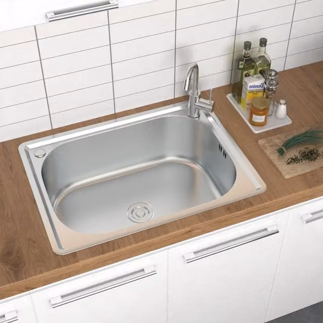 Livingandhome Stainless Steel Single Bowl Kitchen Sink with Removable Drainer Set, Silver, Width: 52 cm