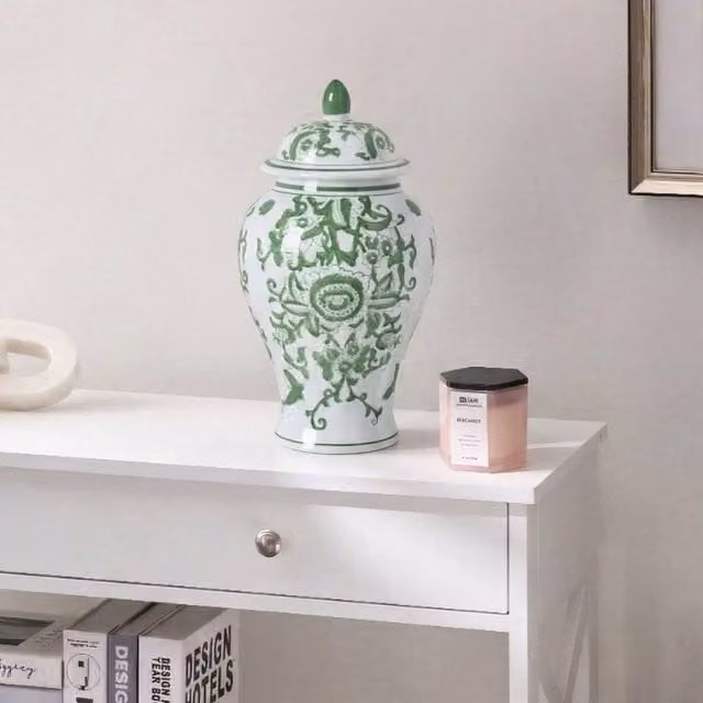Wyld and Coco Porcelain Lidded Ginger Jar Vase in White and Green – 1