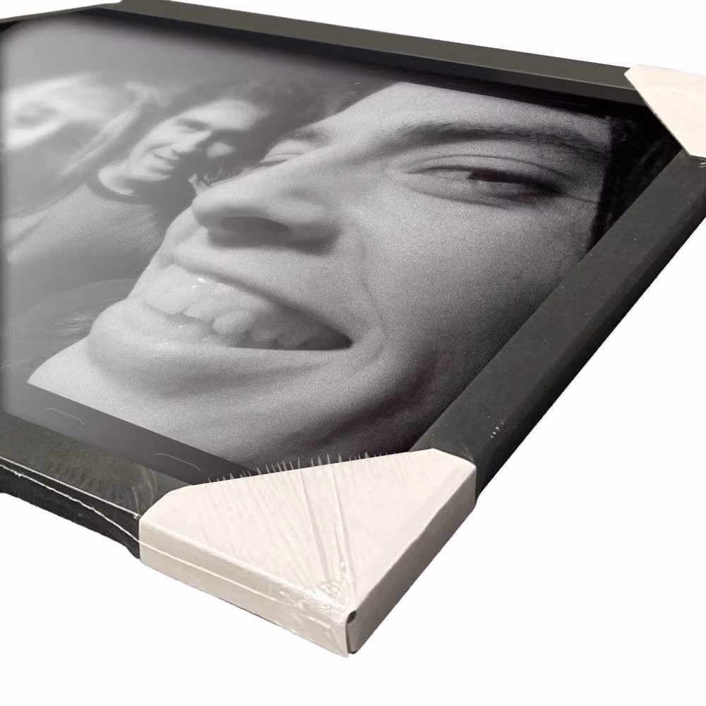 Nirvana Smile Framed Paper Poster in Black – 3