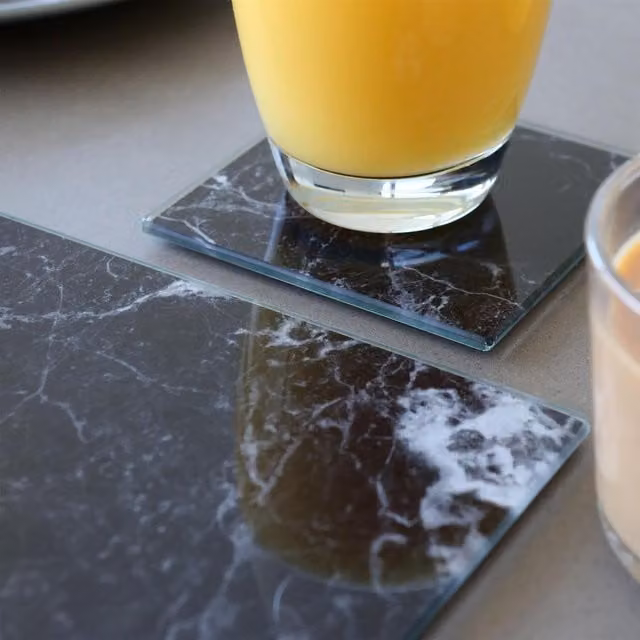 Harbour Housewares 12-Piece Round Glass Placemats and Square Coasters Set in Black and White Marble Effect