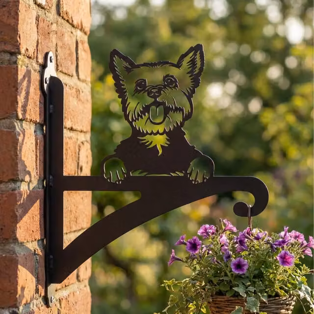 Laser Hut Yorkshire Terrier Metal Hanging Basket Bracket in Black