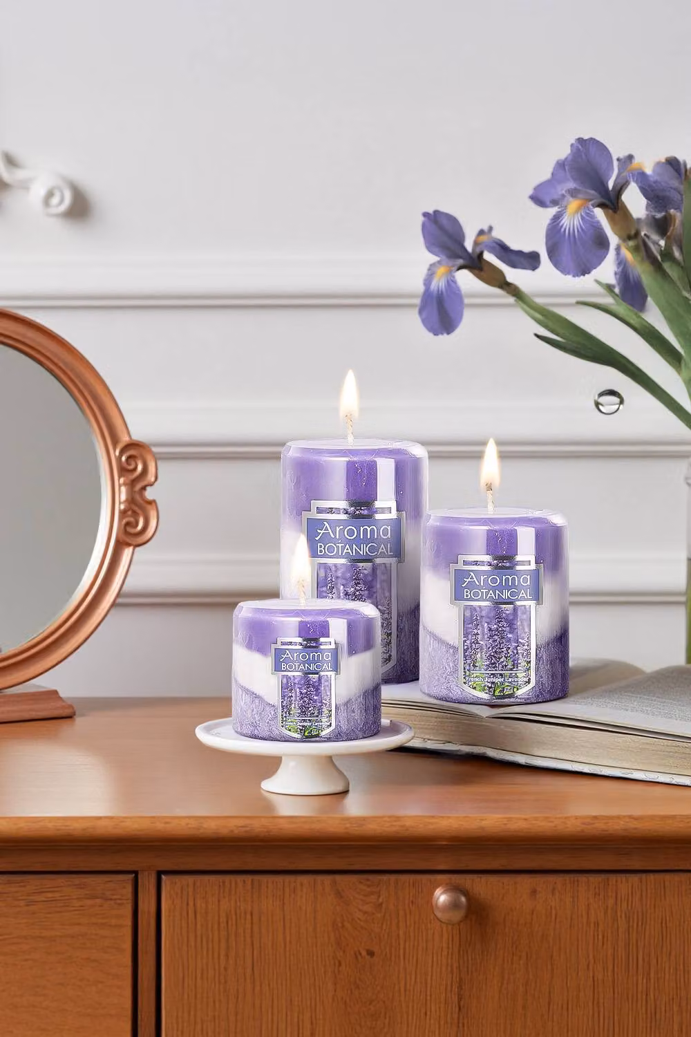 H&O Direct 3-Piece Lavender Scented Pillar Candle Set in Purple – 3
