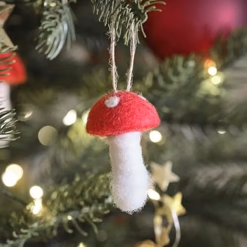 Lights4fun Winter Woodland Felt Hanging Decorations Set of 3 featuring Toadstool, Tree and Reindeer Ornaments in Red, Green, Brown and White – 2