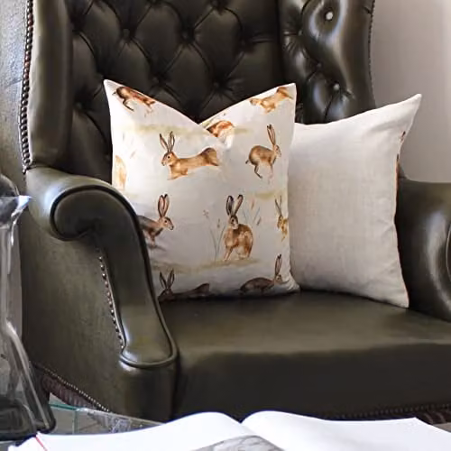 Riva Home Country House Square Velvet Cushion in Taupe and Beige, W: 43 cm x D: 43 cm x H: 43 cm – 2