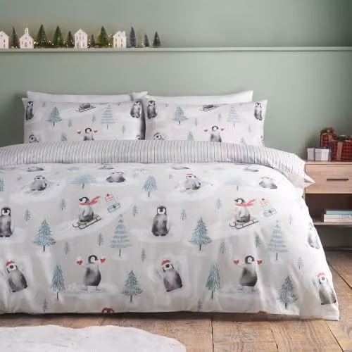 Catherine Lansfield Christmas Penguins Reversible Flannelette Single Duvet Cover Set, Green and White, Duvet Cover 135 x 200 cm and Pillowcase 50 x 75 cm