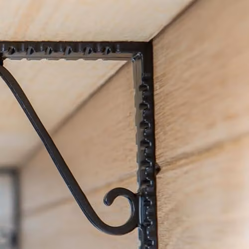 Hammer and Tongs Notched Scroll Iron Shelf Bracket in Matt Black, Diameter: 105 mm – 3