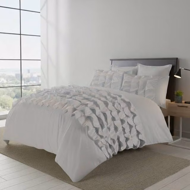 Snug City Silver Ruffle Border Duvet Cover and Pillowcase Set, Double, 140 x 200 cm