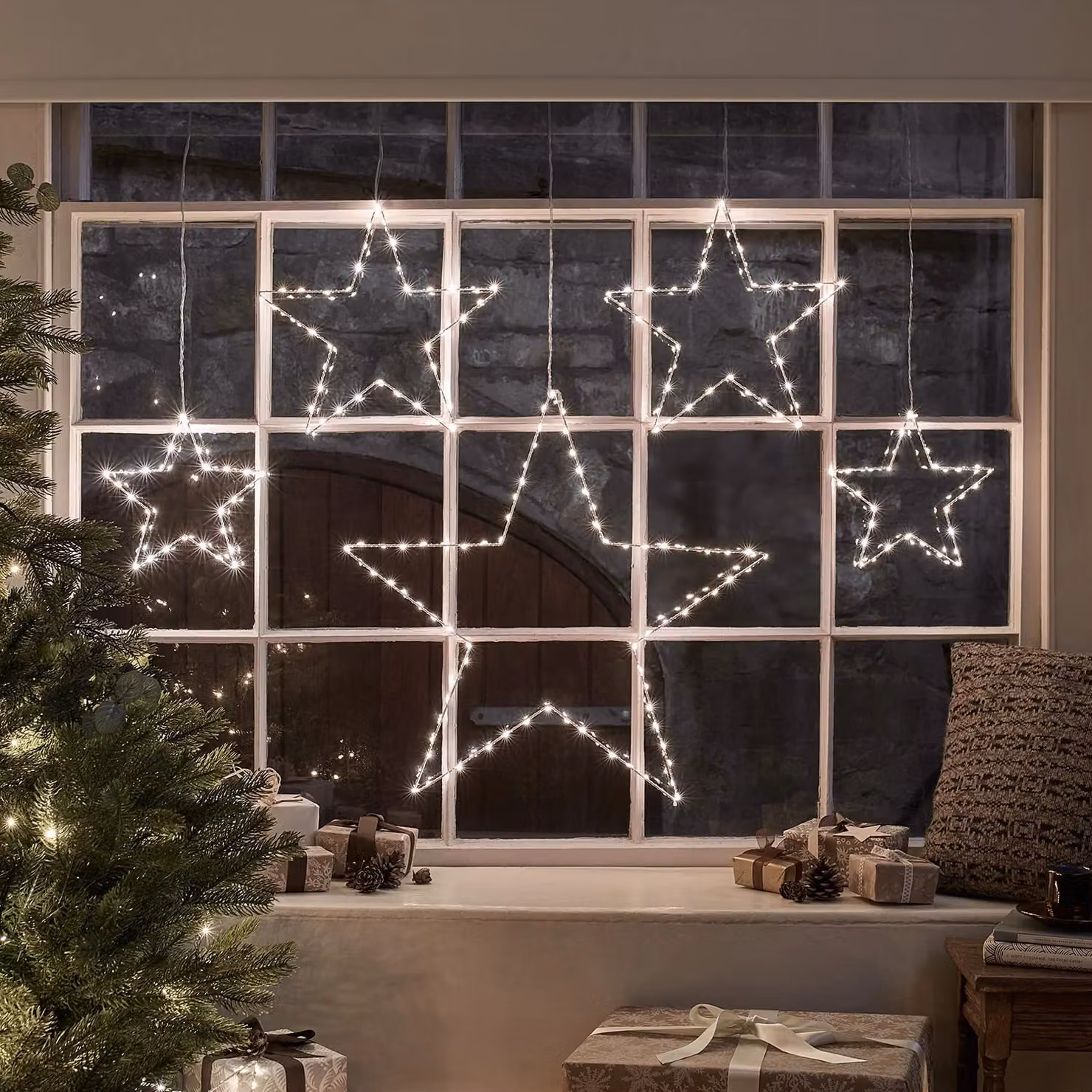 Lights4fun Dual Colour LED Osby Star Icicle Curtain Lights, White, W: 120 cm, H: 100 cm, D: 100 cm