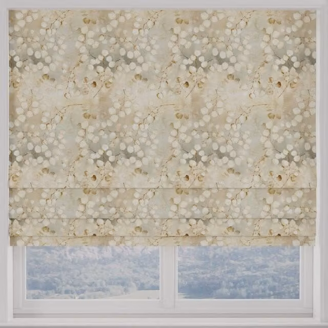 ANTE DECOR Lunaria Made to Measure Blackout Roman Blind in Peach Fuzz and Beige Floral Design