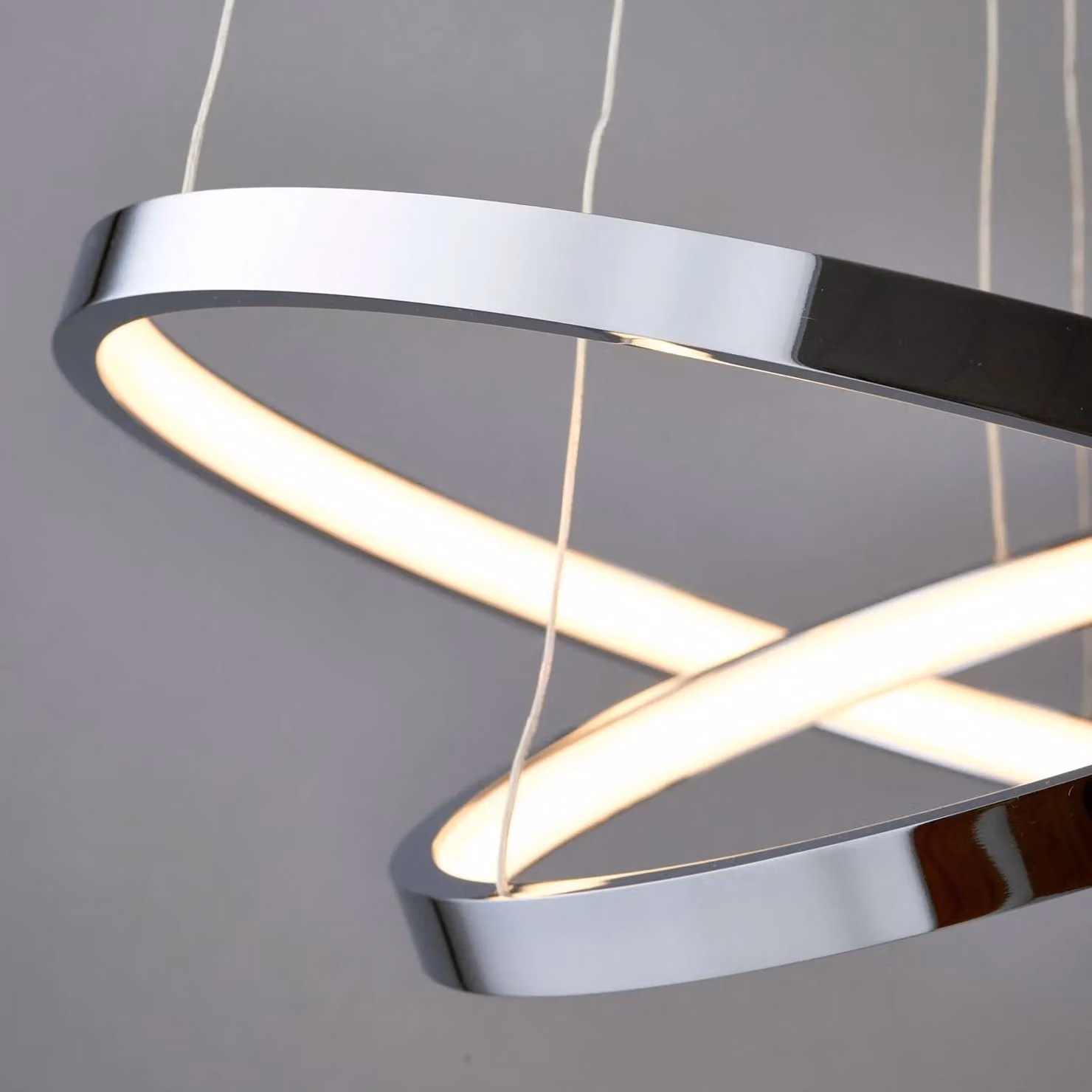 Loops LED Infinity Ring Pendant Light in Chrome and White, 20.5W Warm White – 2