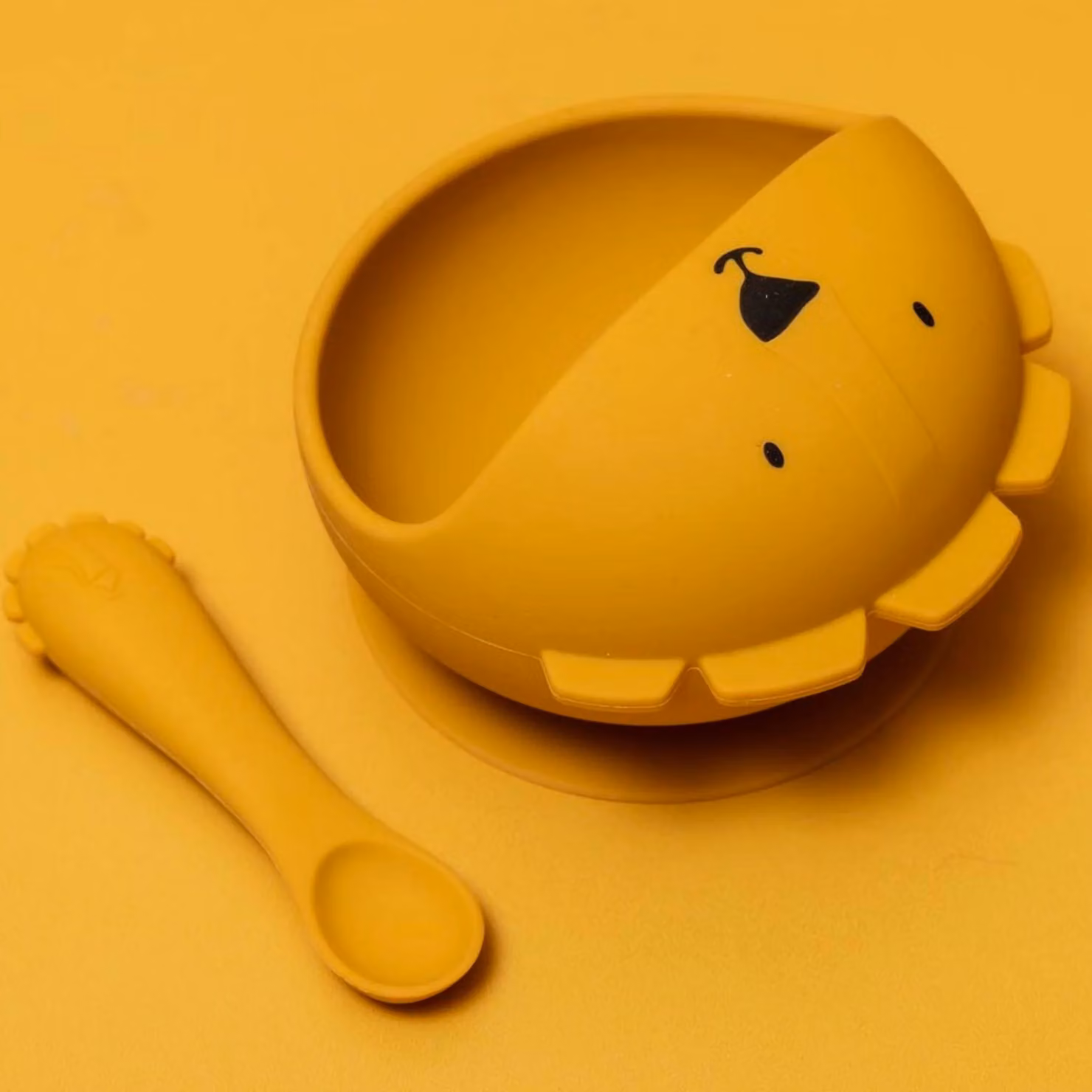 Trixie First Baby Meal Set Mr. Lion in Yellow Silicone – 2