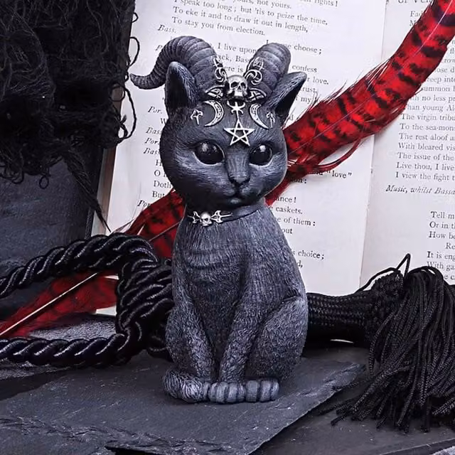 Nemesis Now Pawzuph Horned Occult Cat Figurine in Black and Grey, Height: 11 cm