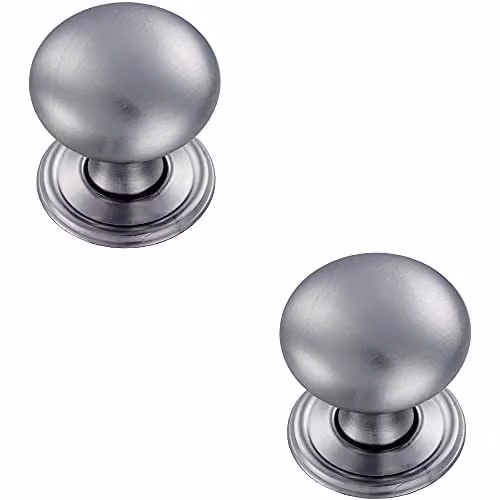 Loops 2-Pack Round Victorian Cupboard Door Knobs in Brushed Chrome, 38mm Diameter – 1