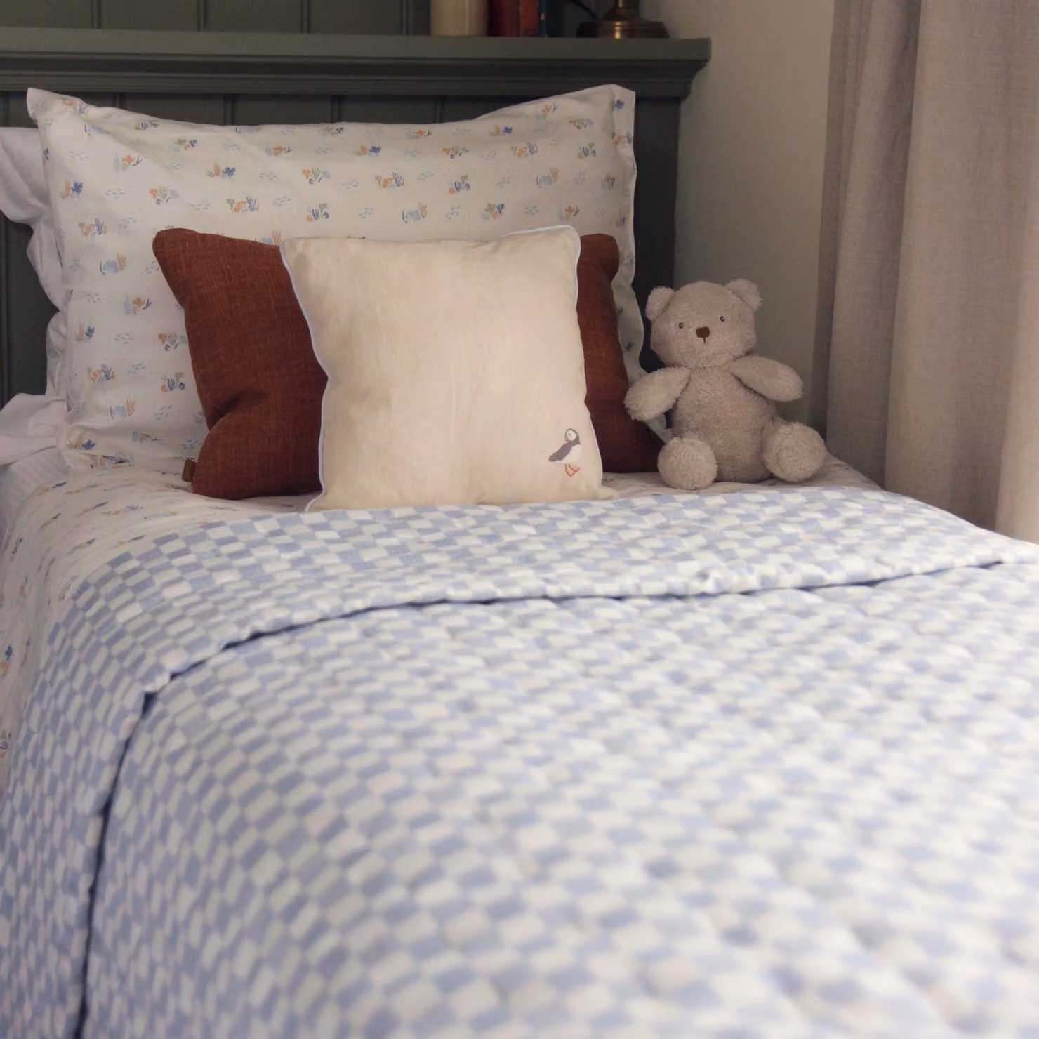 Avery Row Blue Waves Quilted Single Bedspread – 2