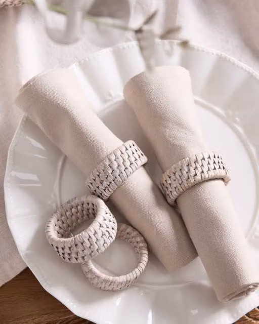 Dibor Set of 4 White Rattan Dining Table Napkin Rings in Natural