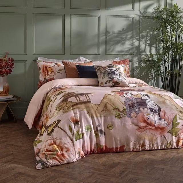 Geisha Reversible Floral Cotton Duvet Cover Set in Pink, Superking, 200 x 200 cm