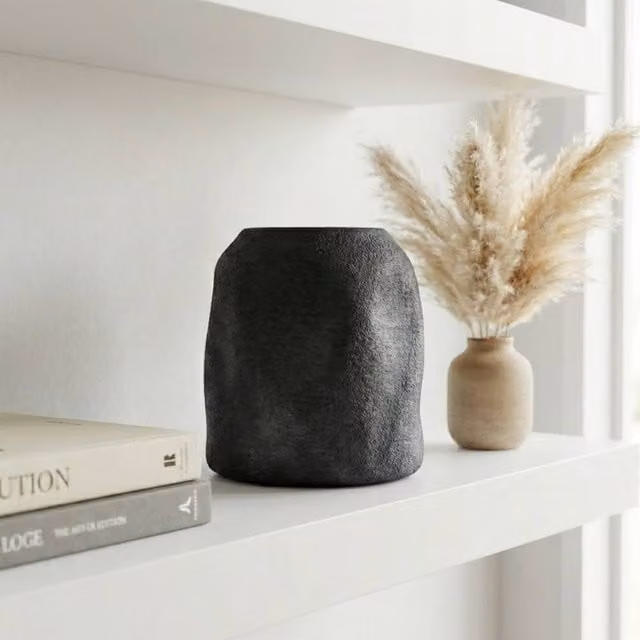 Garden Greatness Small Urban Sculptured Ceramic Vase in Multicolour and Black, H: 11.0 cm, W: 10.0 cm, D: 10.0 cm