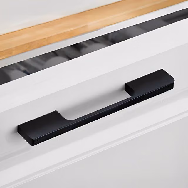 Livingandhome Set of 2 Matt Black Metal Bar Furniture Handles with 128mm Screw Hole Spacing