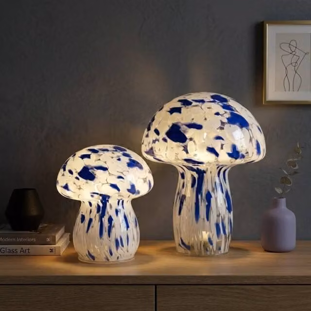 Garden Greatness Maison Aqua Duo LED Glass Mushroom Lamp in White and Blue – 1