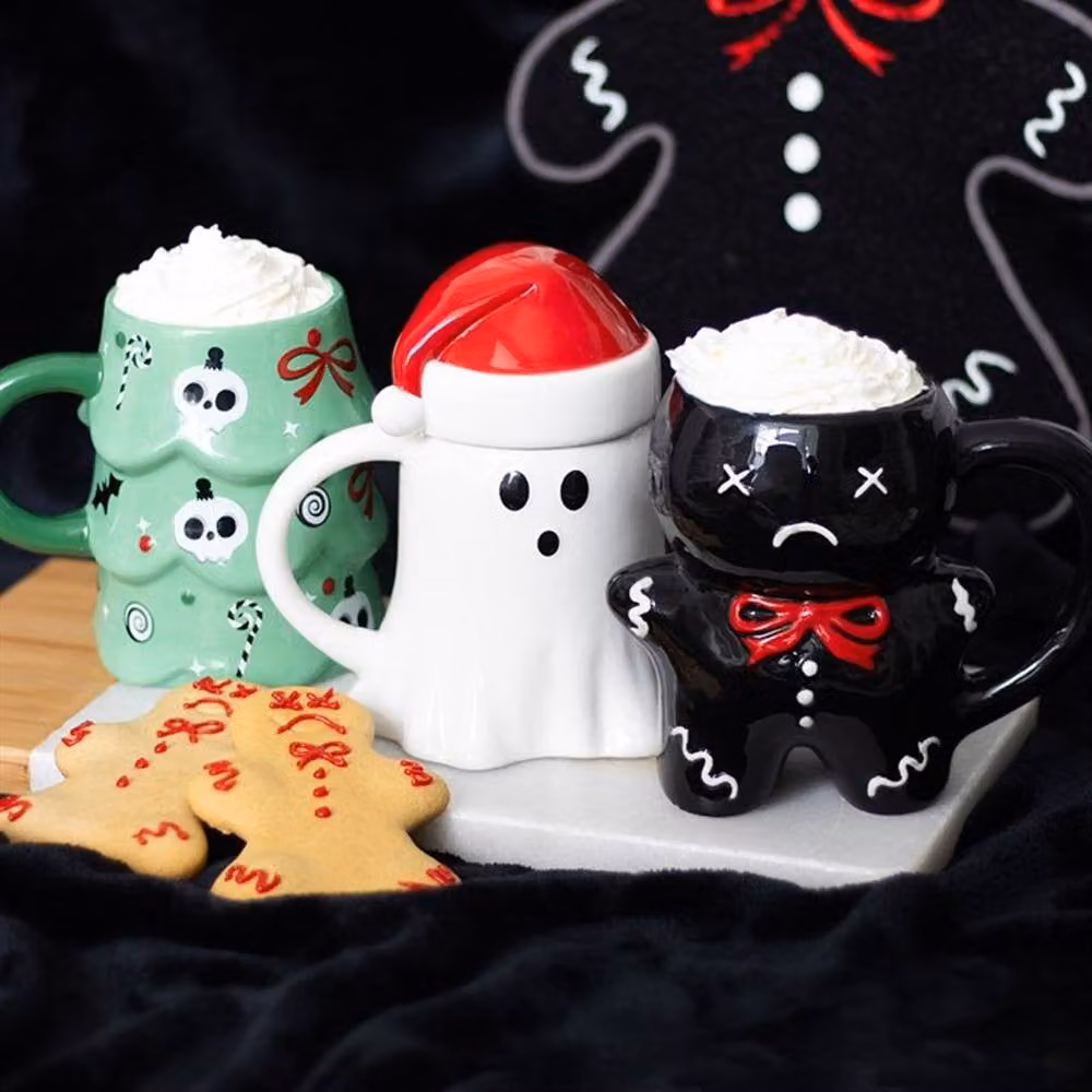 Uniqueful Creepy Christmas Tree Ceramic Mug in Green, 550ml – 2