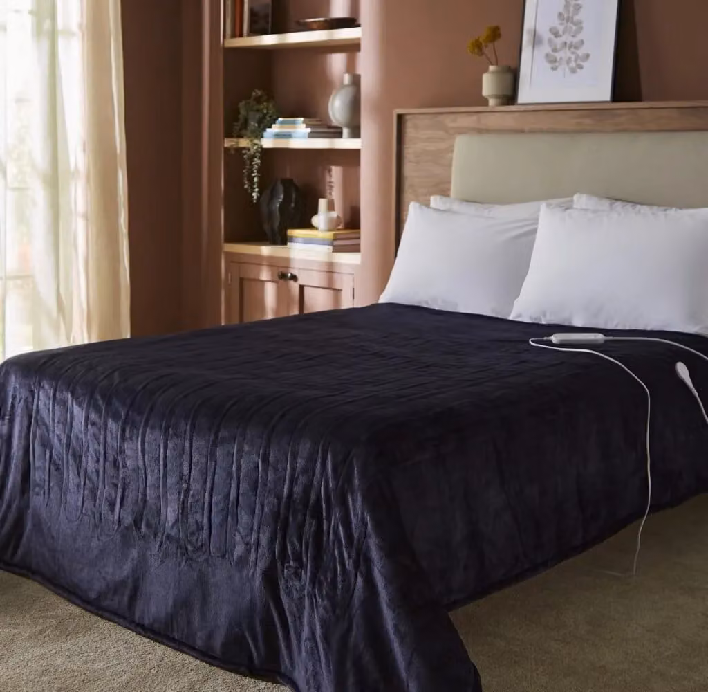 Morphy Richards EverCosy Large Blue Fleece Electric Heated Throw – 6