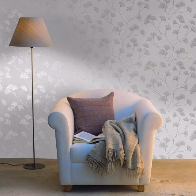 Holden Decor Glistening Ginkgo Botanical Floral Modern Wallpaper in Grey