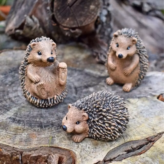Farmwood Set of 3 Brown Plastic Hedgehog Garden Ornaments for Pot Topping