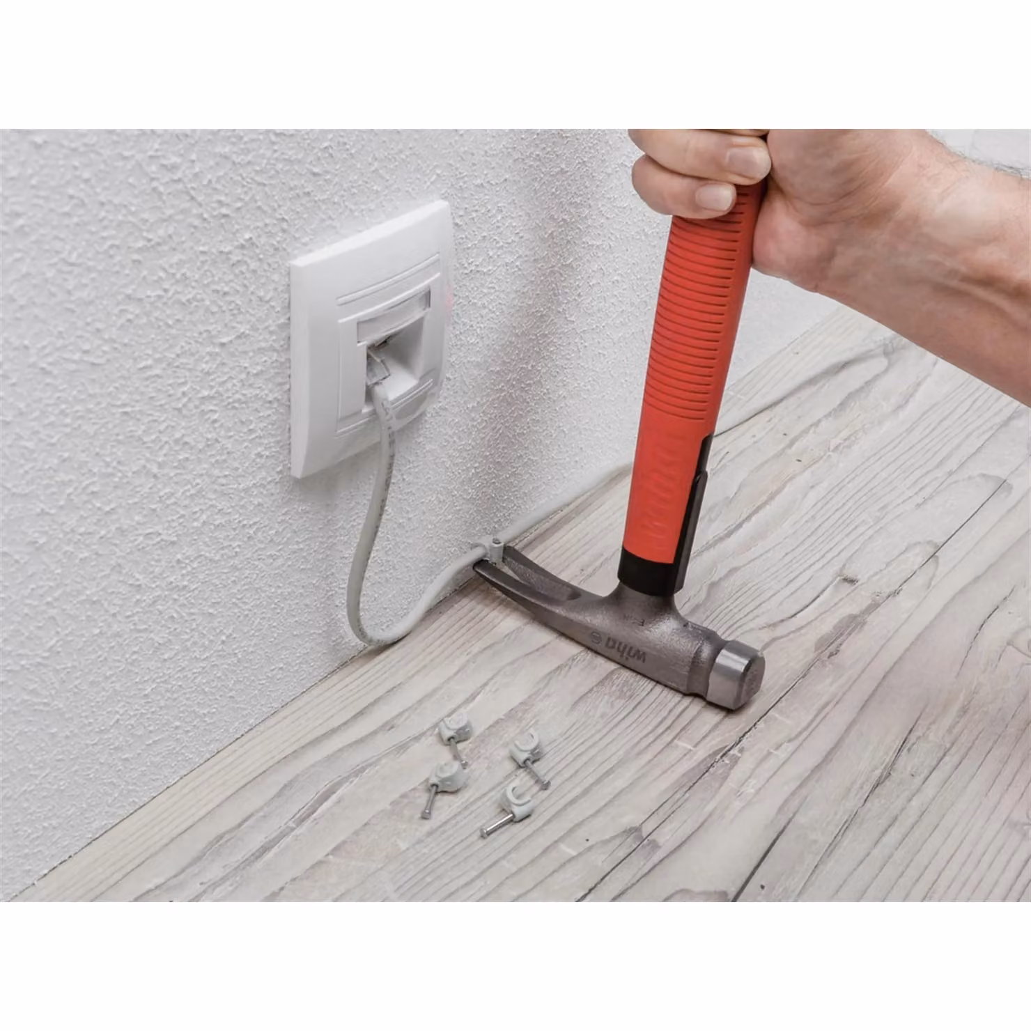 Wiha Claw Hammer, Red and Multicolour, 300g – 2