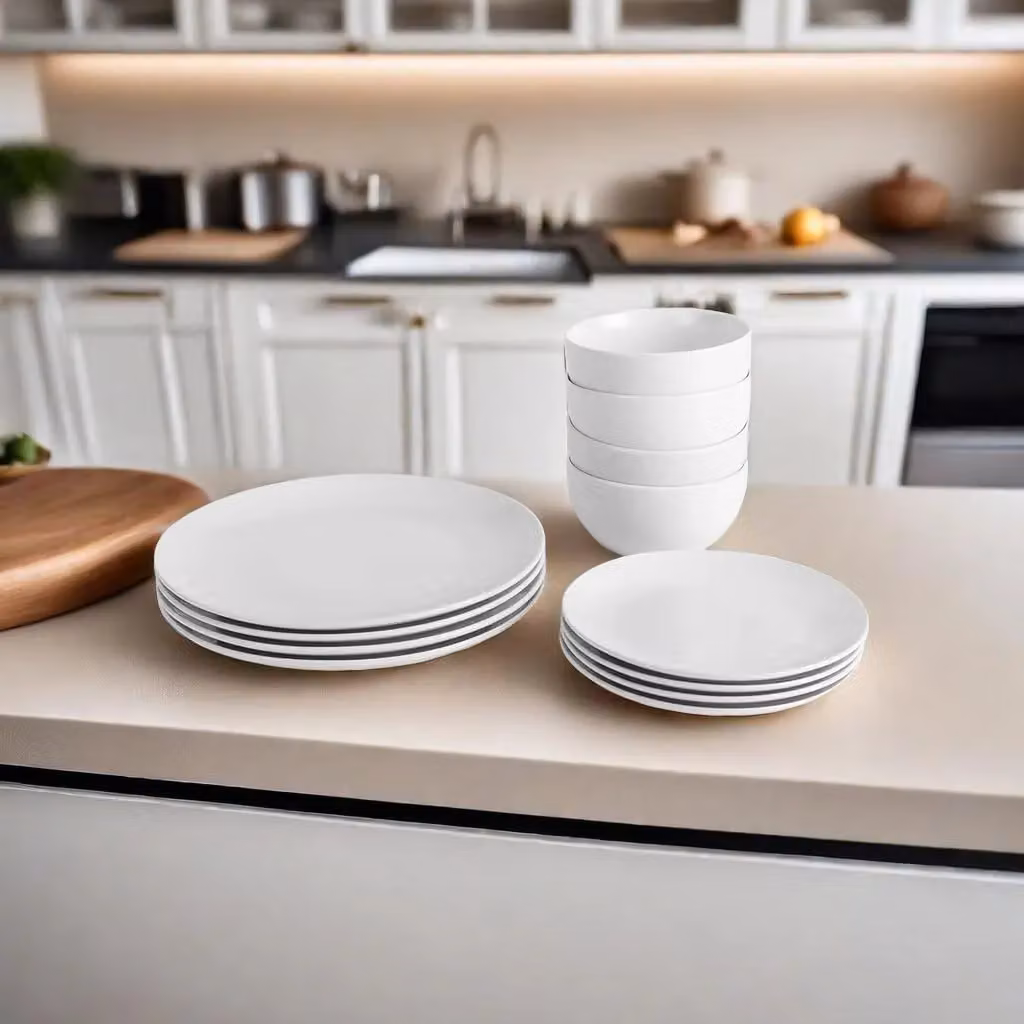 Simpa 18-Piece White Porcelain Dinnerware Set – 2