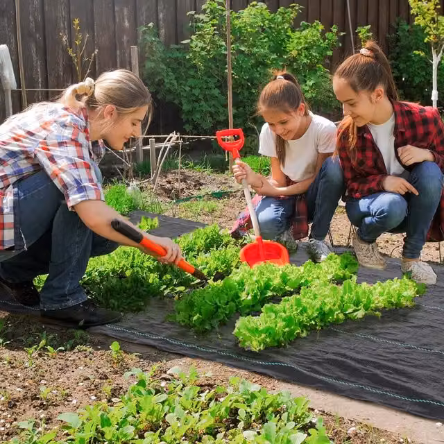 Outsunny Heavy Duty Black Weed Barrier, W: 100 cm, L: 200 cm