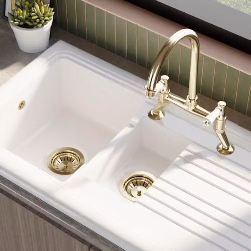 Balterley White Ceramic 1.5 Bowl Reversible Kitchen Sink with Drainer, Mixer Tap and Waste, W/D/H: 101 x 52.5 x 23.5 cm in White and Brushed Brass – 5