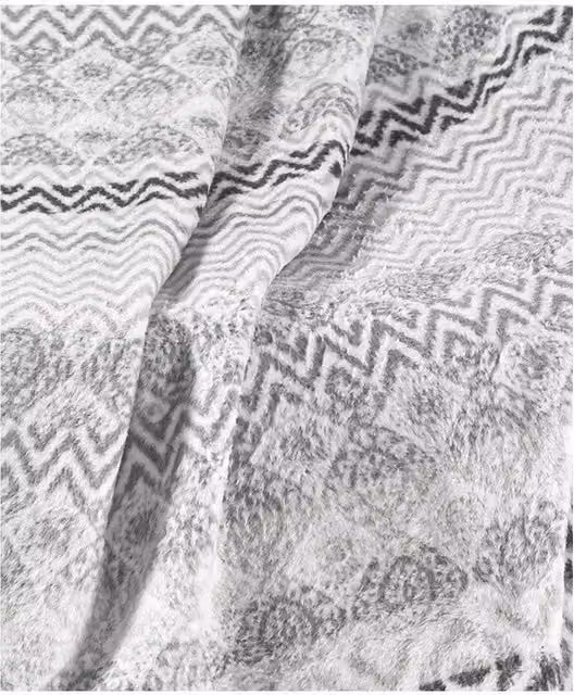 Au-Nat Luxury Reversible Double Face Blanket in Beige, Sand and Grey, W/D/H: 200 x 150 x 1 cm