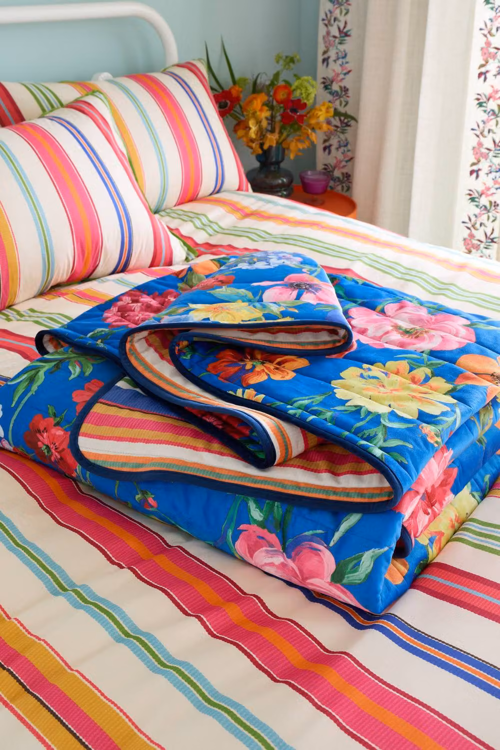 Sophie Robinson Darling Floral Reversible Stripe Bedspread in Multicolour – 4