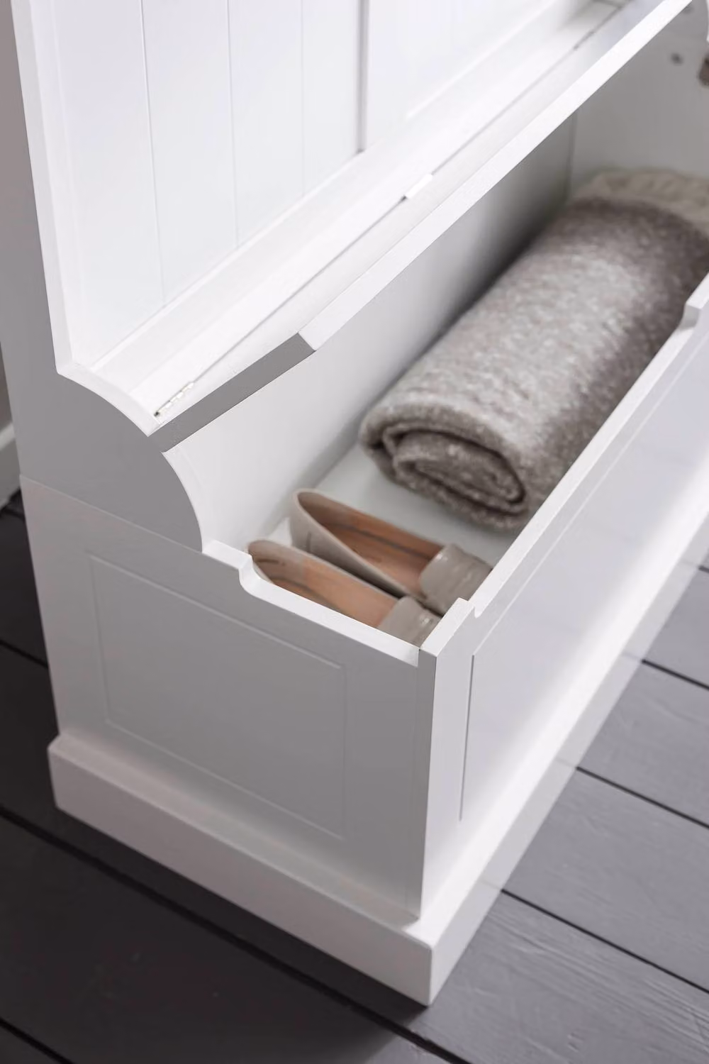 Nöa and Nani Brittany Hallway Bench and Coat Hook Shoe Storage in White – 3