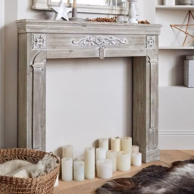 sweeek Decorative Wood Fireplace Surround in Brown – 1