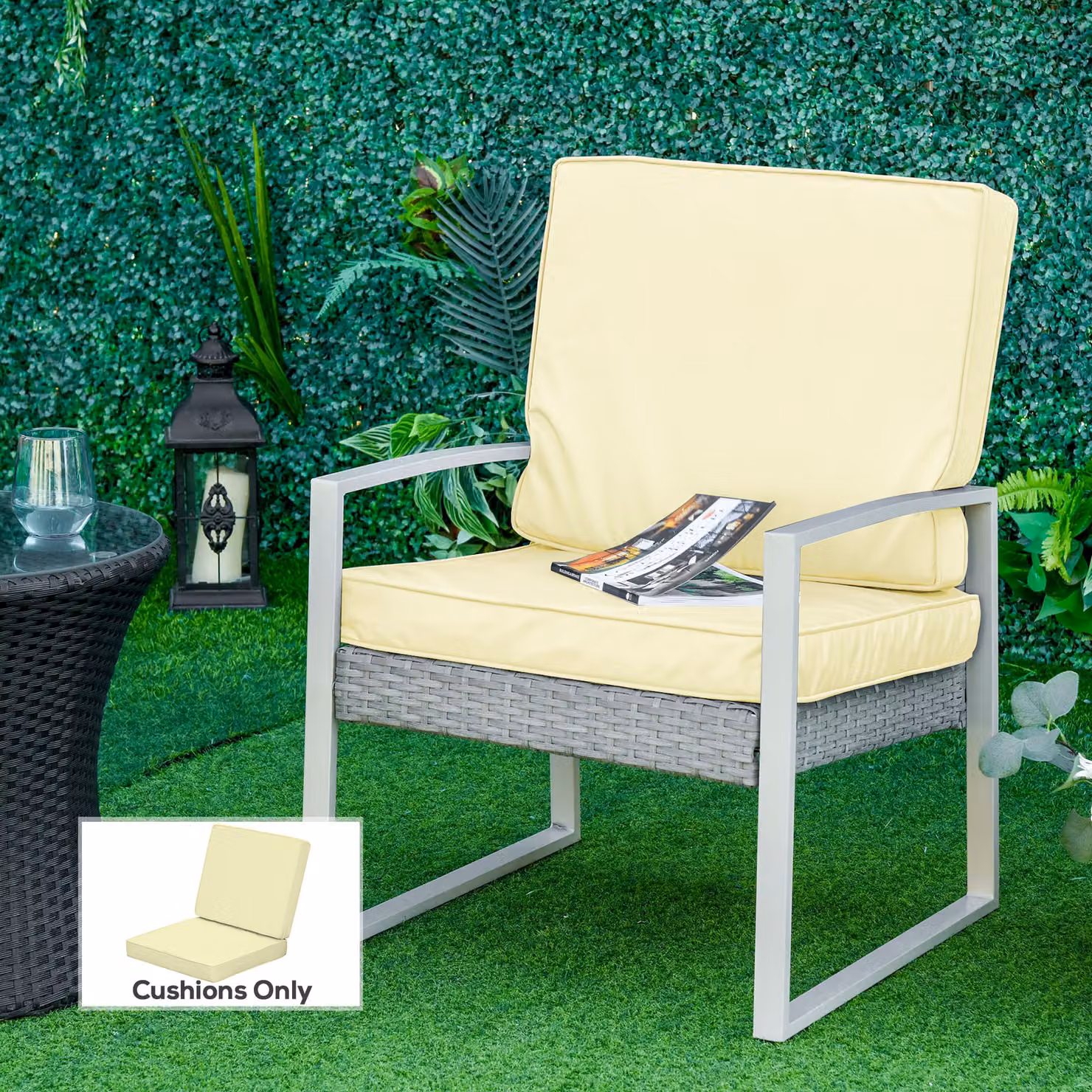 Outsunny Set of 2 Replacement Outdoor Garden Seat and Back Cushions in Beige/White – 2
